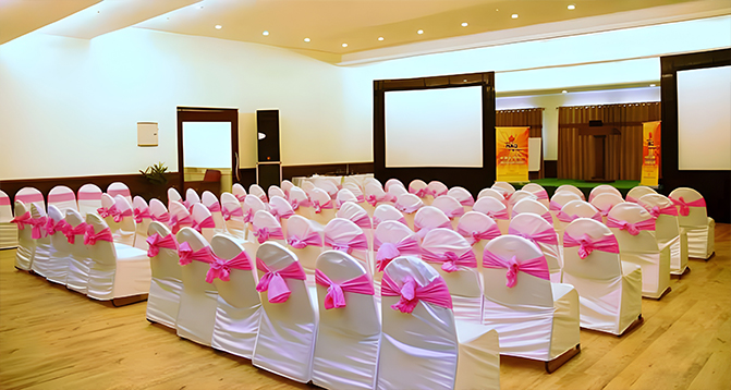 Royal Orchid Fort Resort 7